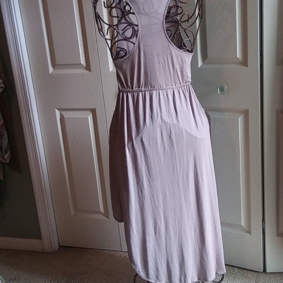 Dress - Picture 4 of 4